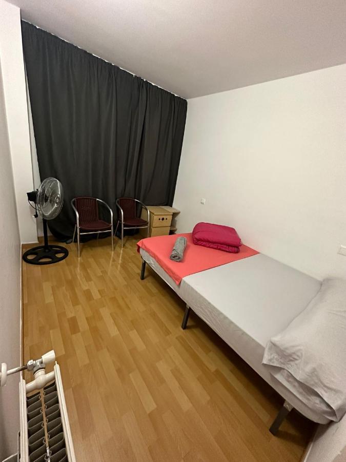 Arte Ruprestre Hotel Madrid Ngoại thất bức ảnh